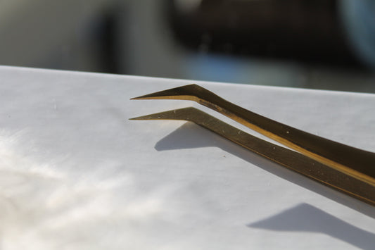 The 'Grace' Volume Fan Tweezer -Gold